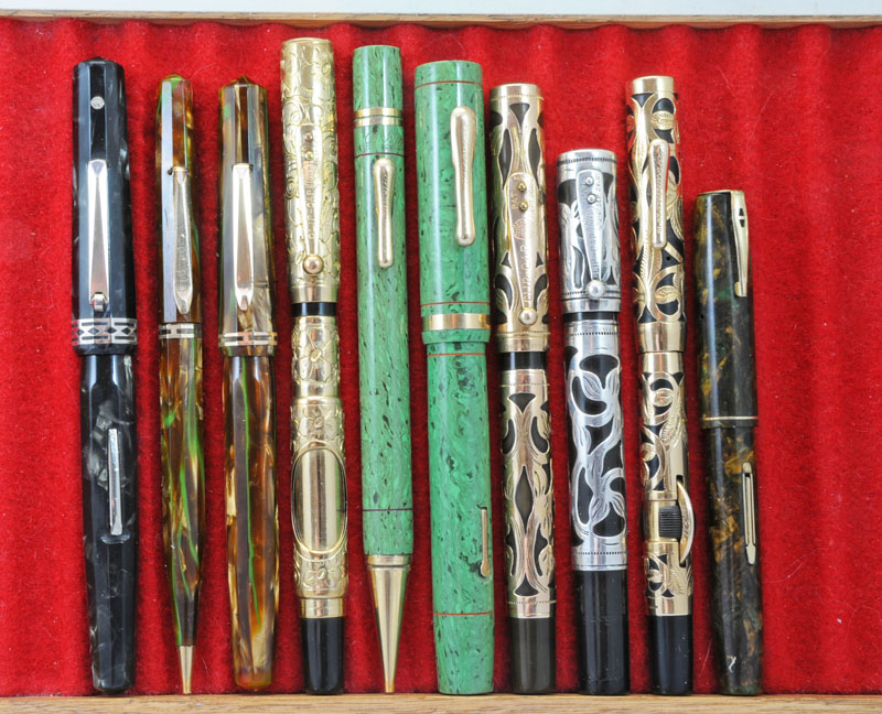 http://fountainpenboard.com/forum/uploads/1356543134/gallery_6983_116_37643.jpg